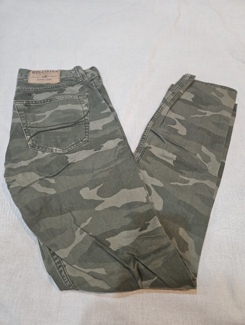 29x32 Hollister Men’s Camo Slim Jeans